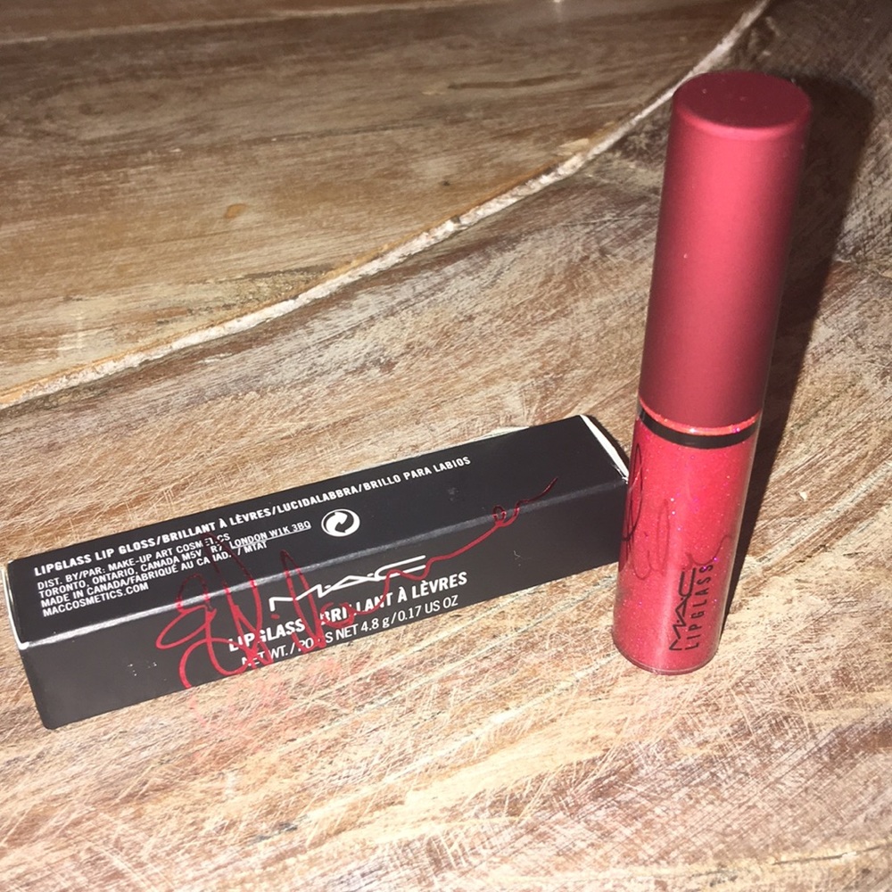 MAC Viva Glam Rihanna Lipglass
